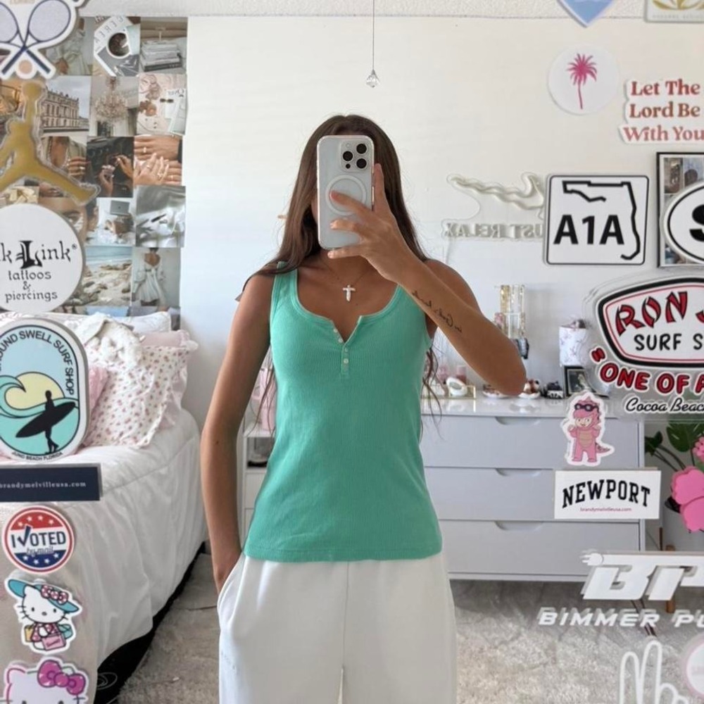 Rare Brandy Melville Teal Ribbed Button Tank Top - Picture 4 of 7